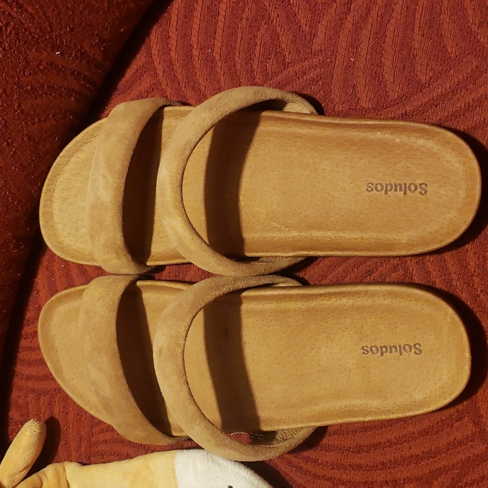 Brown Suede Sandals Saludos New Without Tag